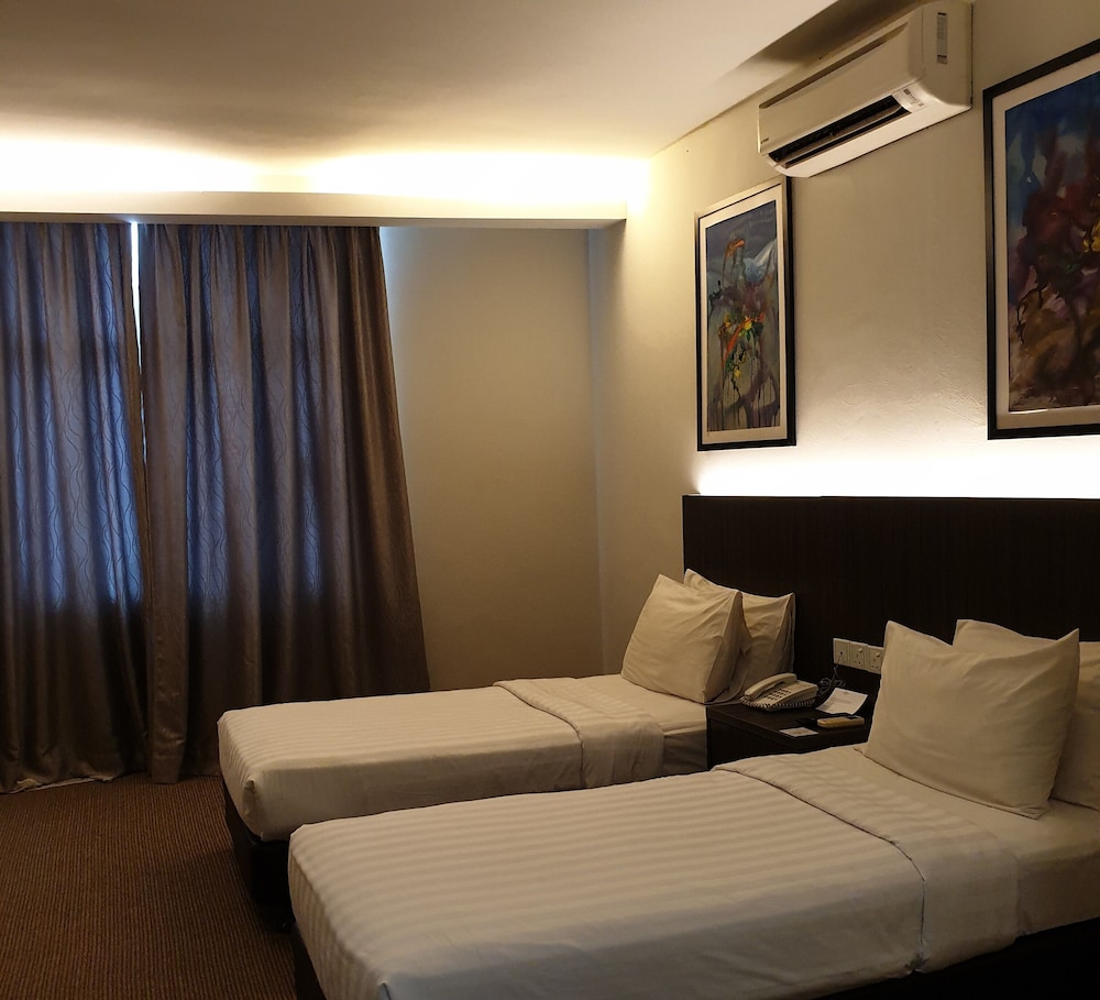 Holiday Villa Hotel and Suites Kota Bharu 10/36