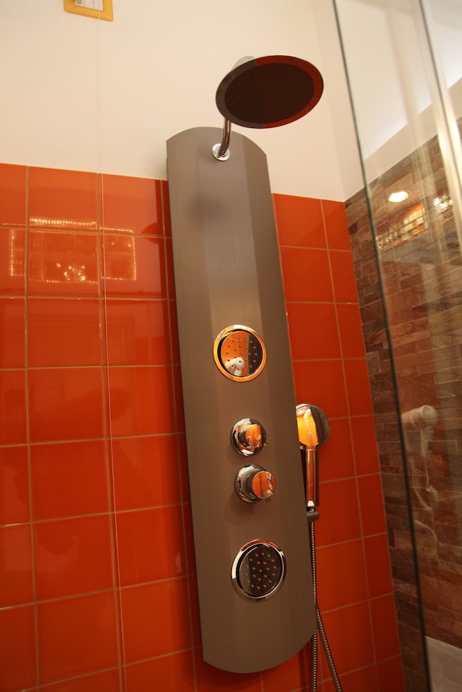 Atmos Luxe Navigli Hostel & Rooms 20/47