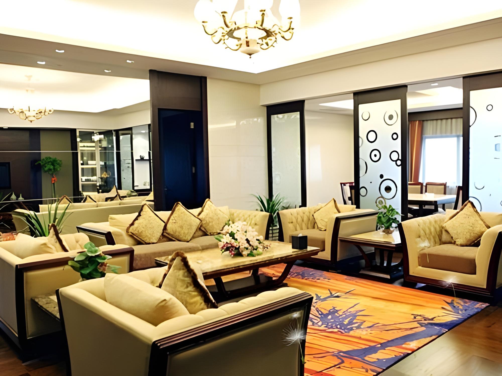 Yaoxi Dynasty Hotel 26/47