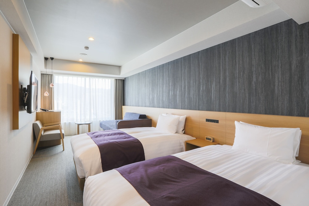 PREMIUM, TWIN BEDS