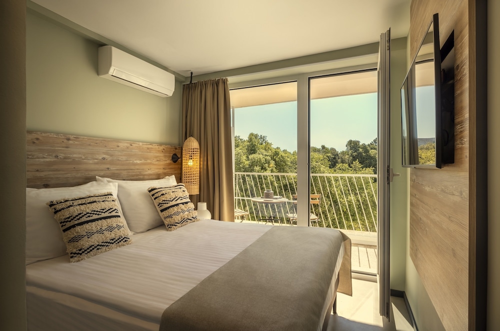 [PLACES] Hvar by Valamar 10/65