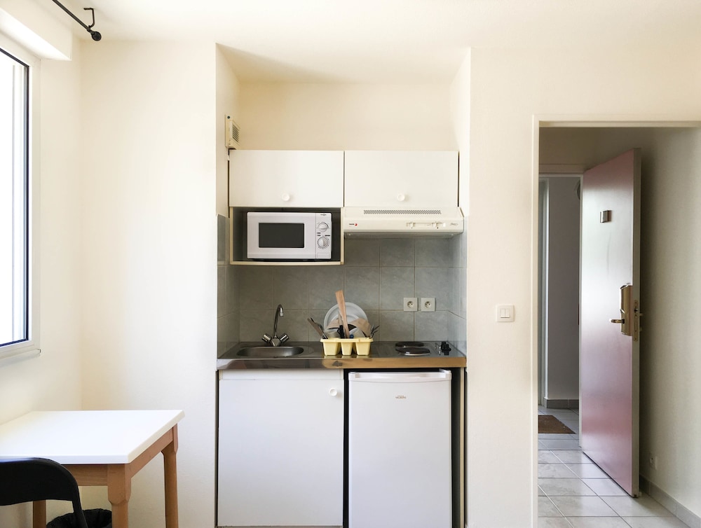 City Residence Avignon 24/48