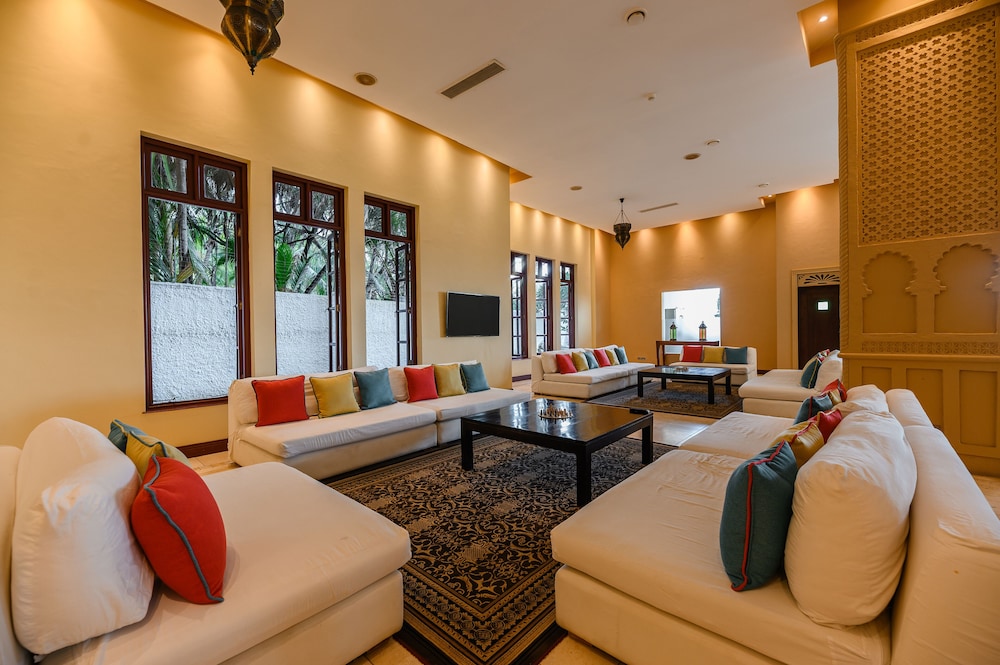 Cocoa Boutique Hotel 55/79