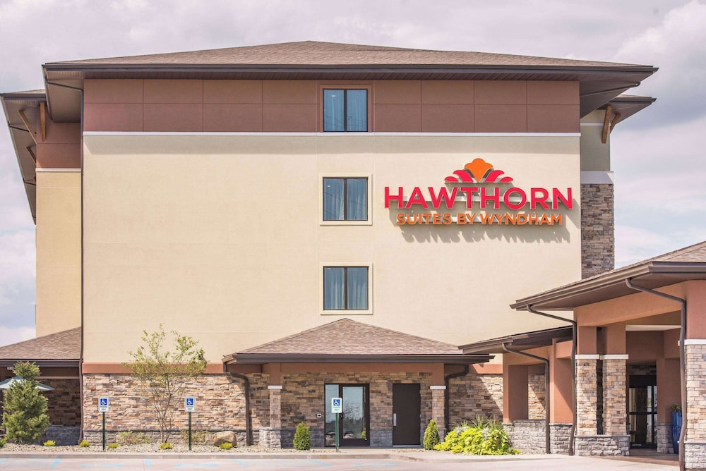 HAWTHORN SUITES BY WYNDHAM ST CLAIRSVILLE 1/26