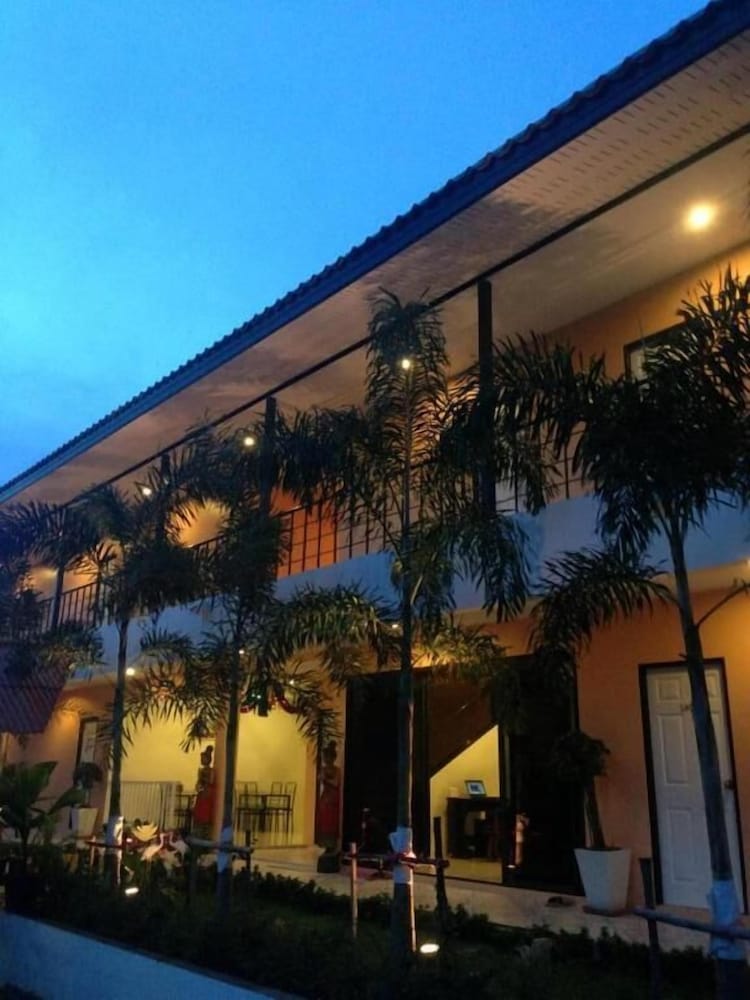 Phuket Airport Inn 2/52