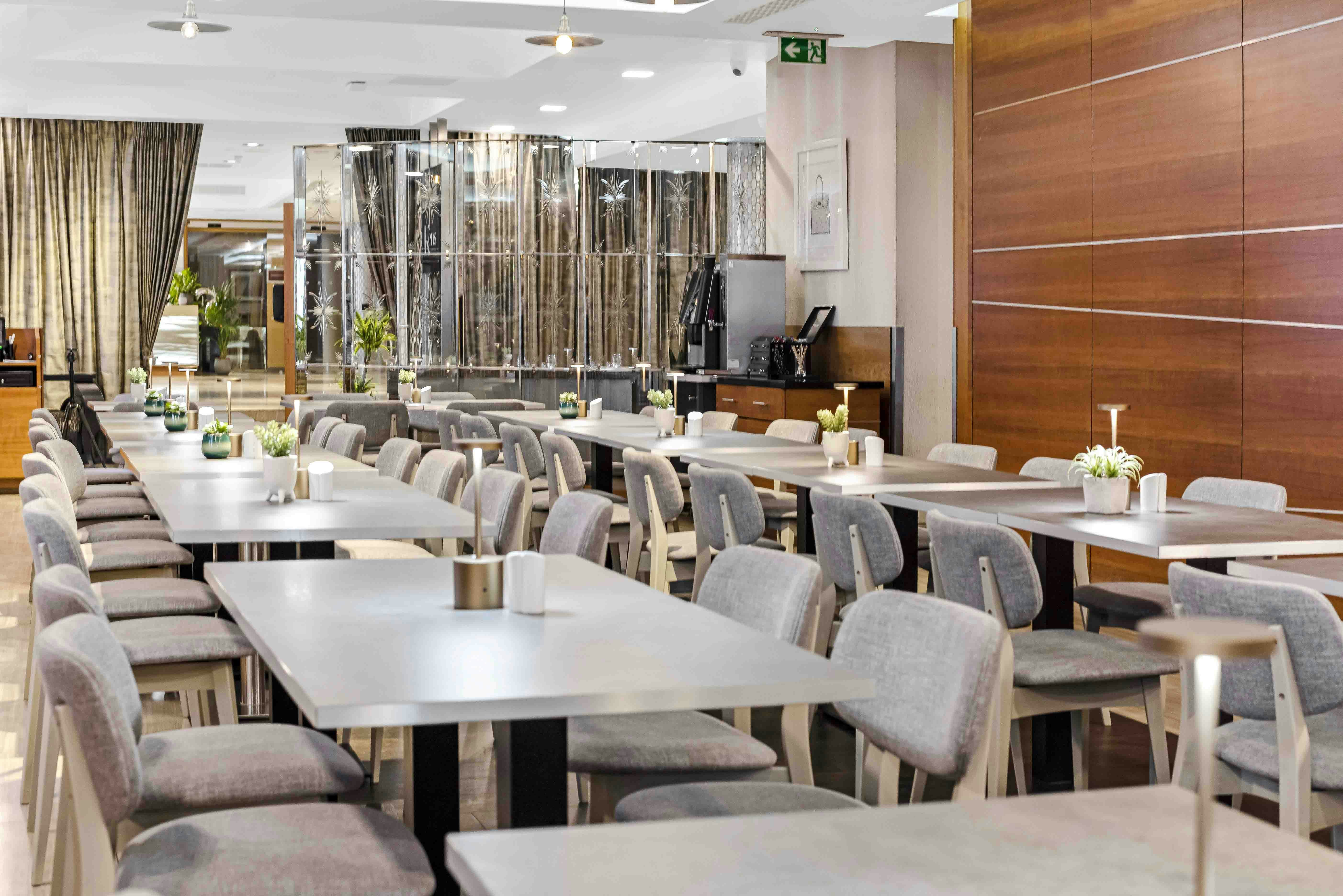 DoubleTree by Hilton London Kensington 6/20