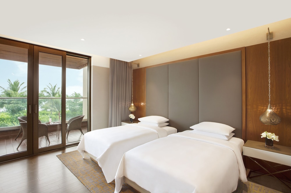 GRAND HYATT KOCHI BOLGATTY 34/71