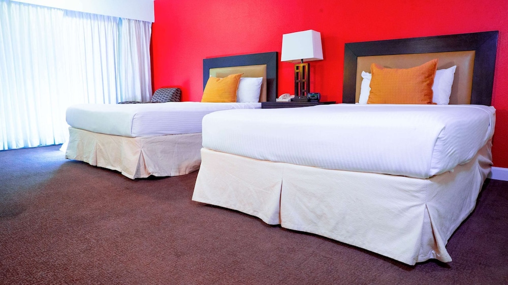 Motel6 Anaheim Hills, CA 10/42