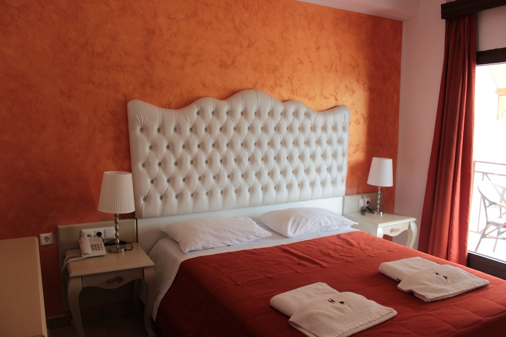 Palatino Hotel 7/50