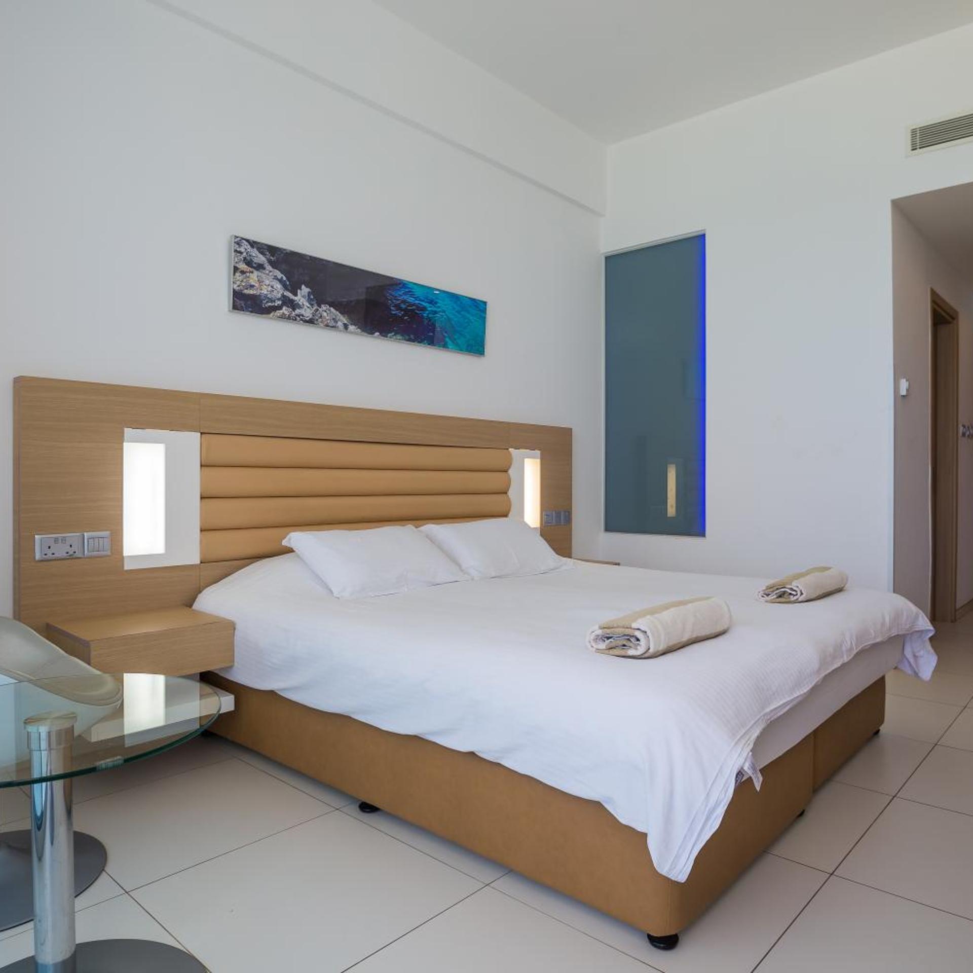 Standard, Single Bed, Sea View