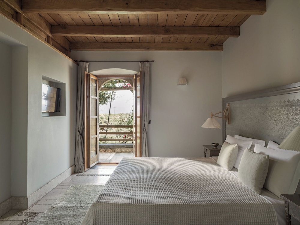 FAMILY SUITE, KINSTERNA