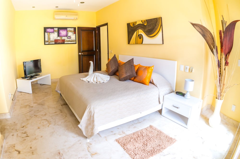 Paseo Del Sol Condohotel By Bric 61/100
