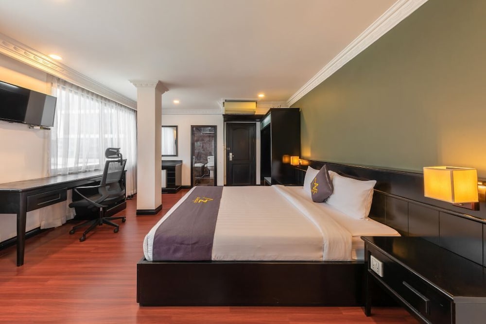 Azumaya Hotel Phnom Penh 9/50