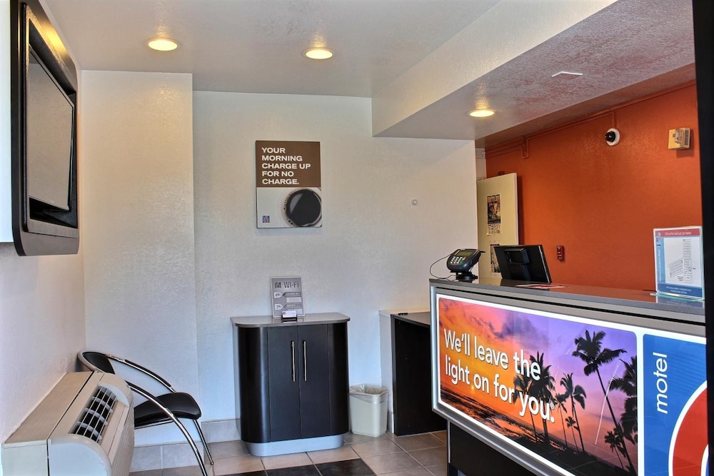 Motel6 Morro Bay, CA 6/63