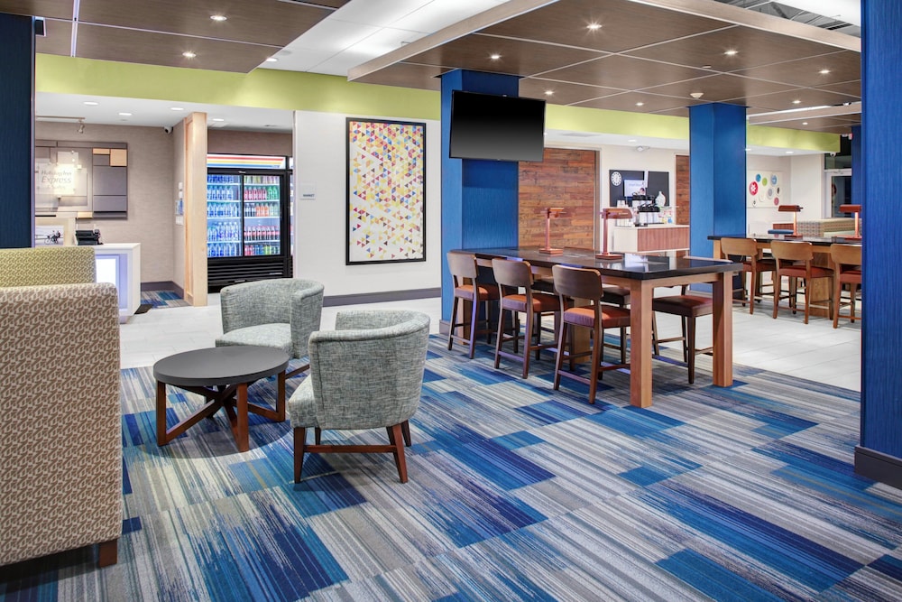 Holiday Inn Express Suites Houston Nw Cypress Grand Pky 43/63