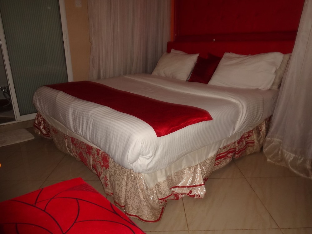 Milimani Holiday Resort 9/29
