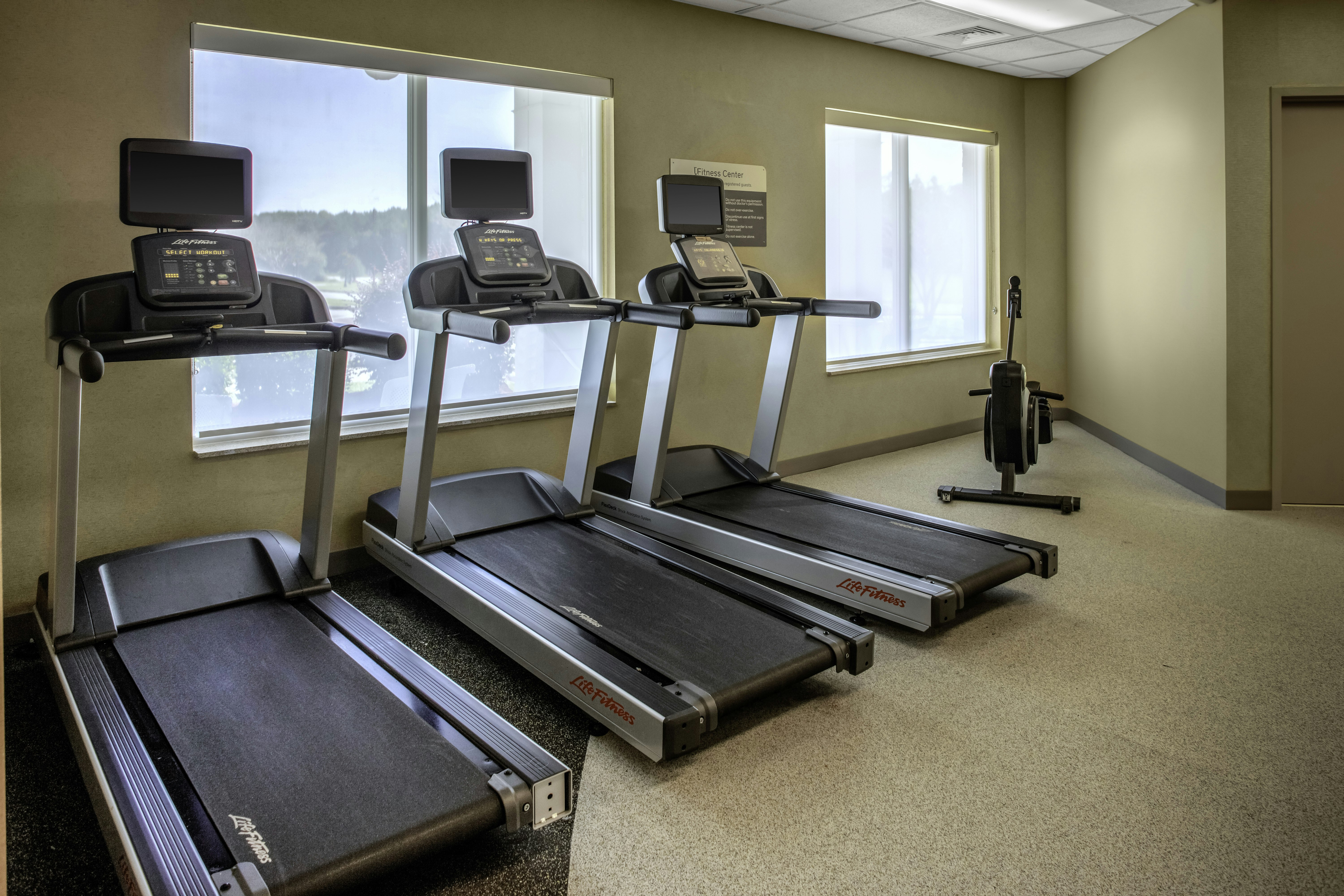 Hilton Garden Inn Roanoke Rapids 28/47