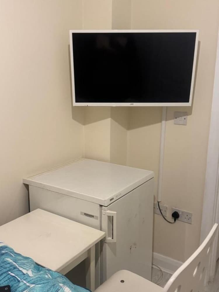 OYO Komegloba Mega room 16/22