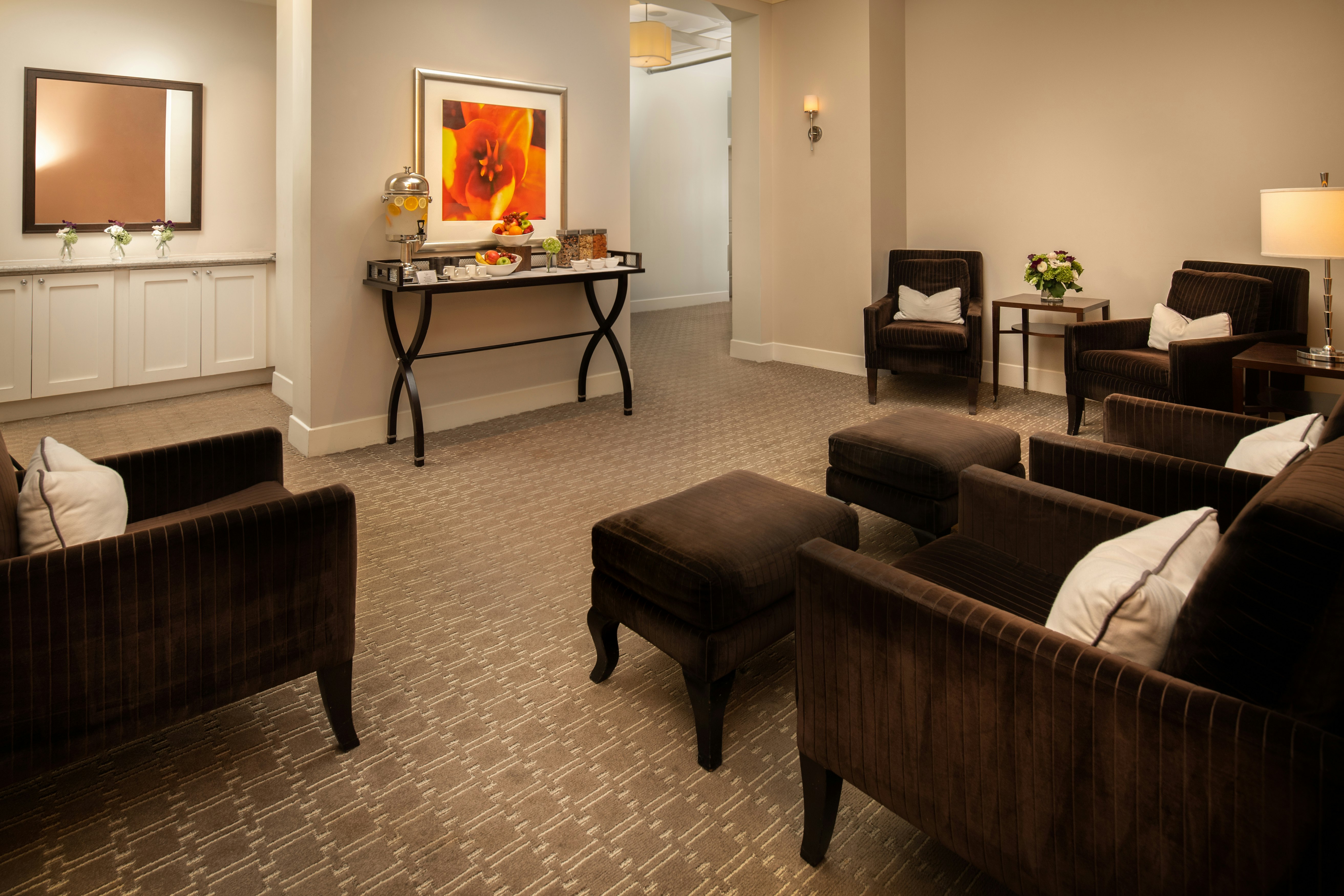 Waldorf Astoria Atlanta Buckhead 37/80