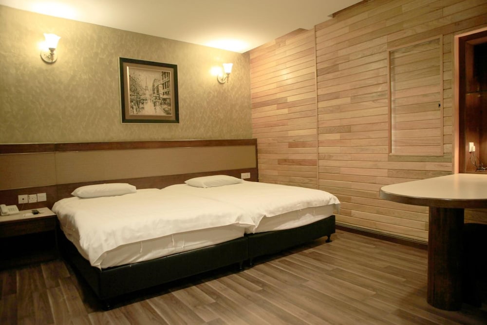 Ming Paragon Hotel 25/42