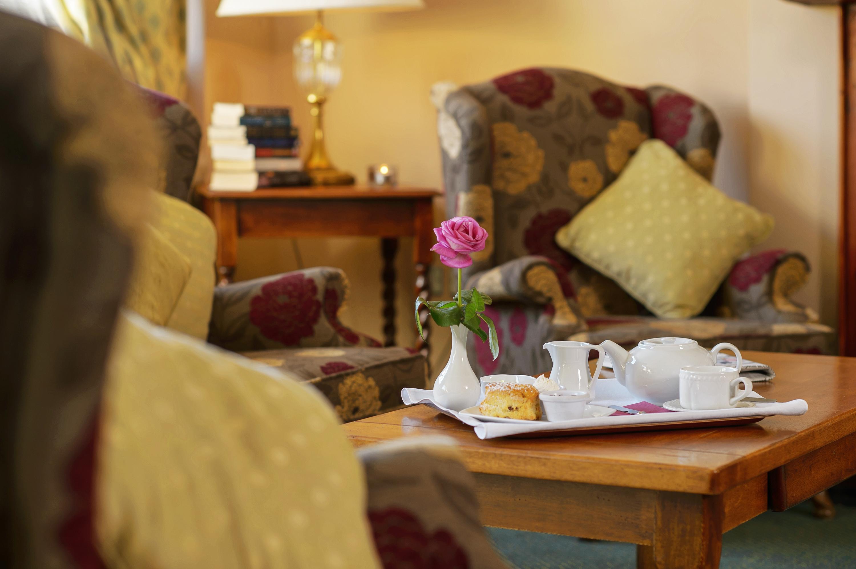 Hylands Burren Hotel 16/18