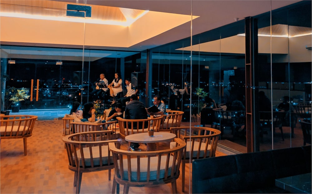 ILLIRA Hotel Banyuwangi 40/56