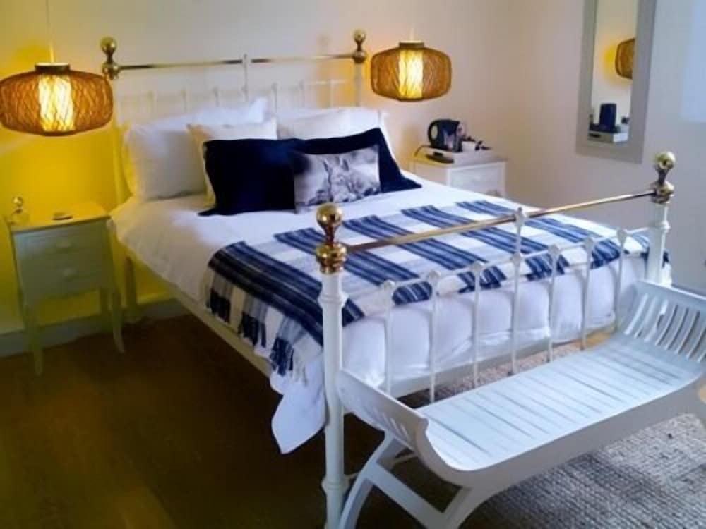 The Green Man Boutique Hotel 6/25