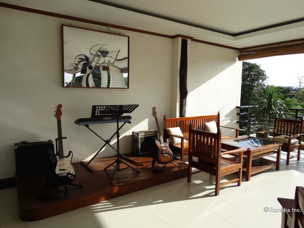 Ipil Suites Puerto Princesa 26/40