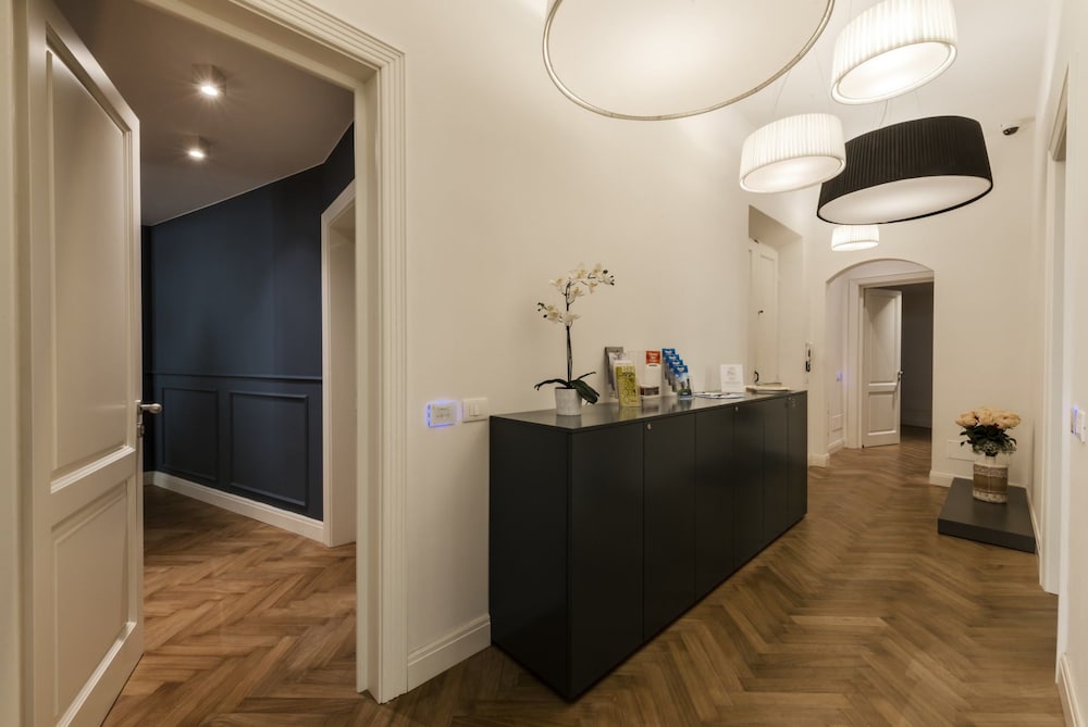 Daphne Guest Hause 5/41