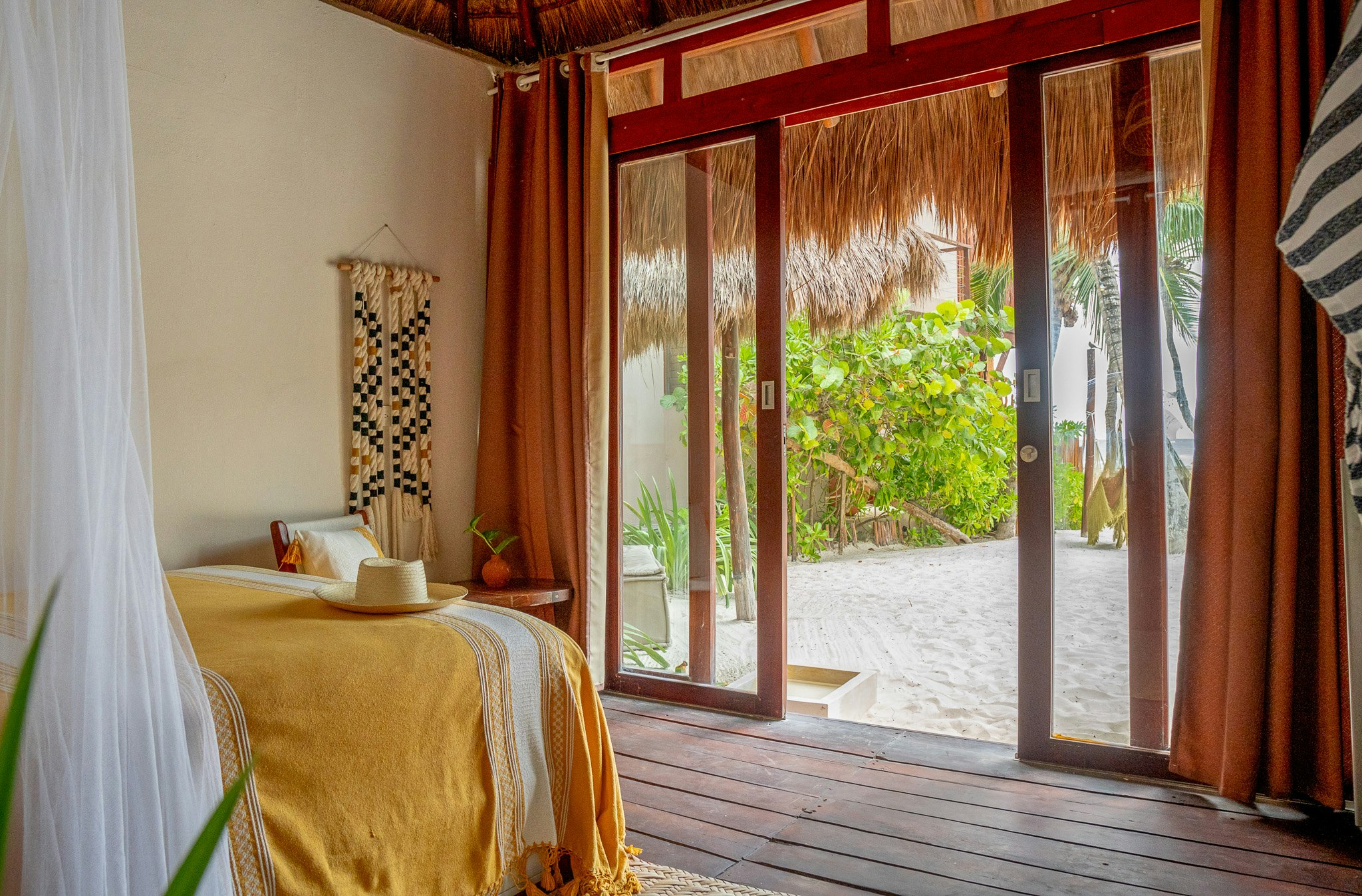 Casita, Sea View