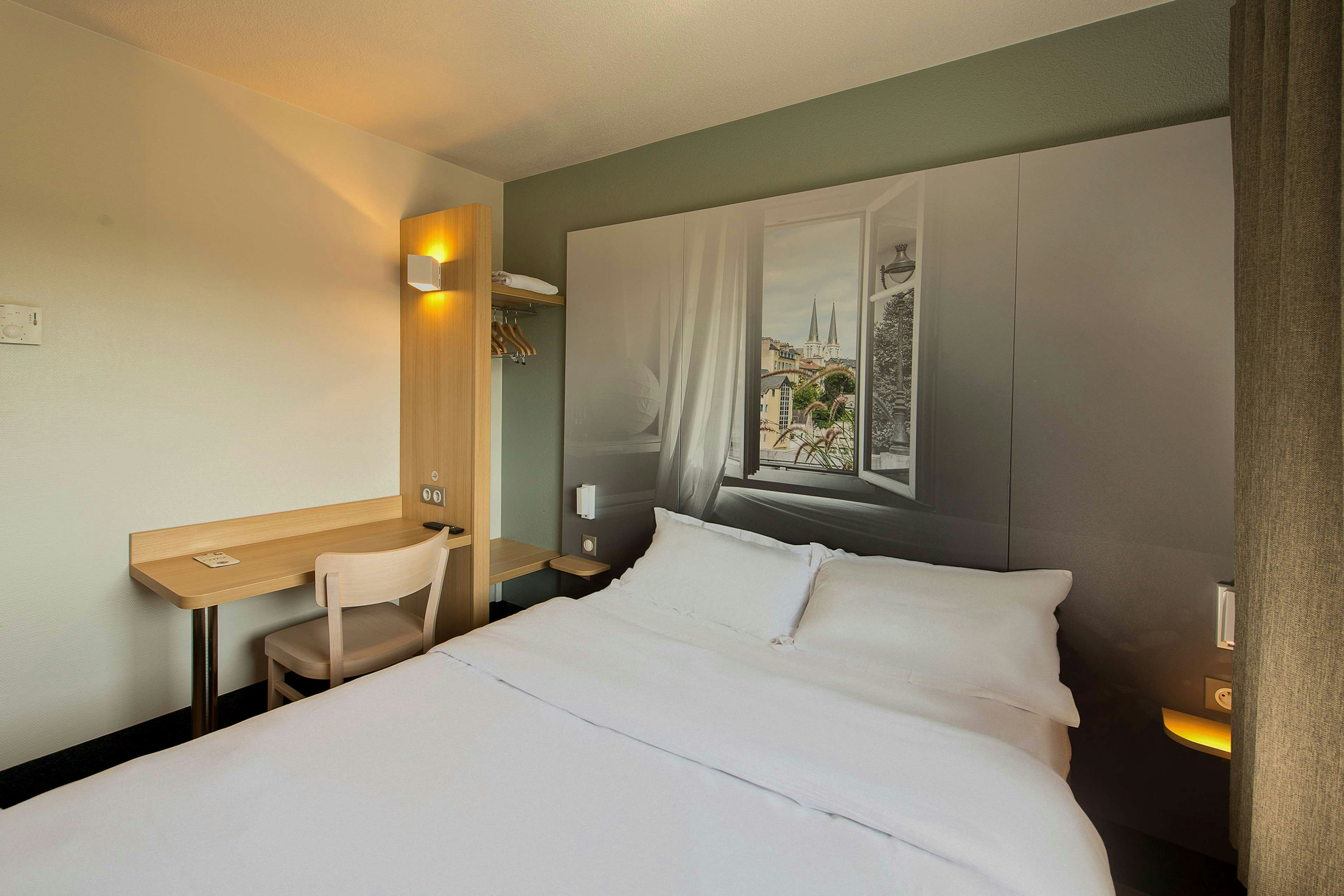 B&B HOTEL Pau Zenith 11/27