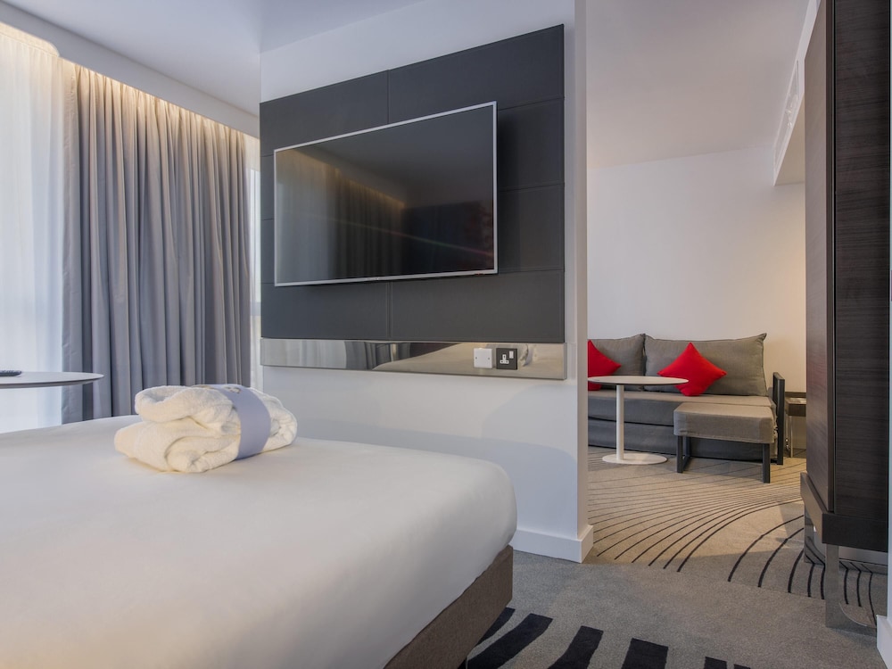 Novotel York Centre 23/65