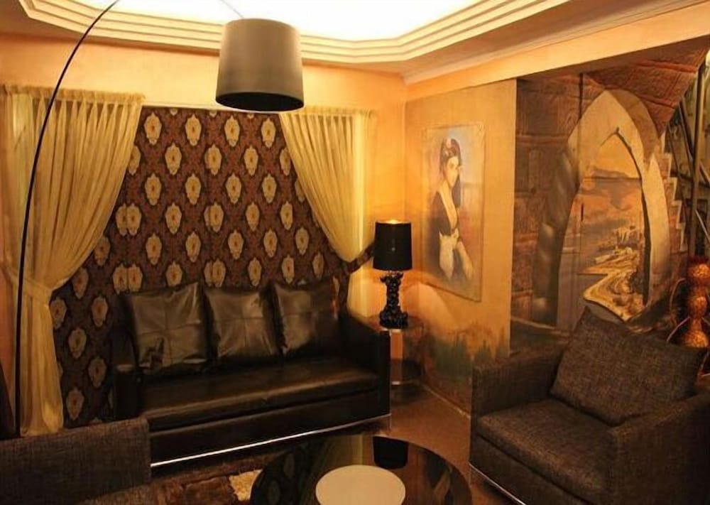 LUCID HOTEL 22/32