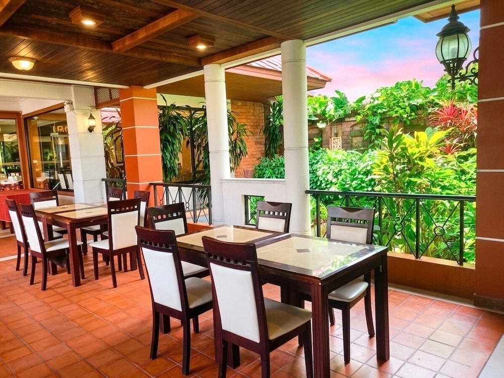 Ligor City Hotel 32/48