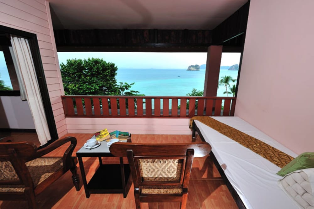 Koh Ngai Cliff Beach Resort 29/61