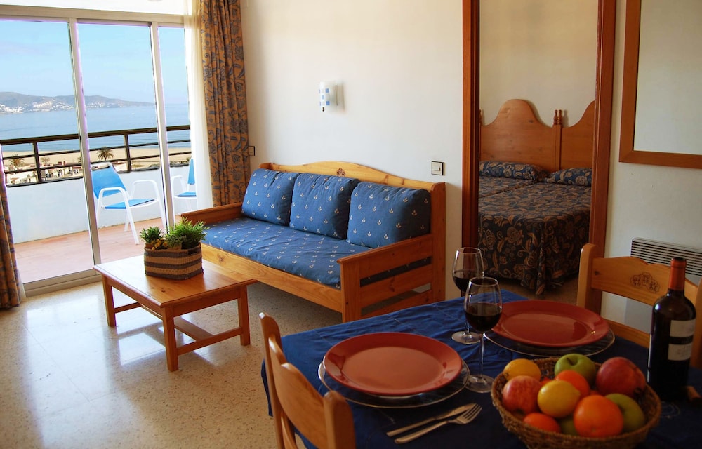 Xons Platja Hotel Apartaments 44/73