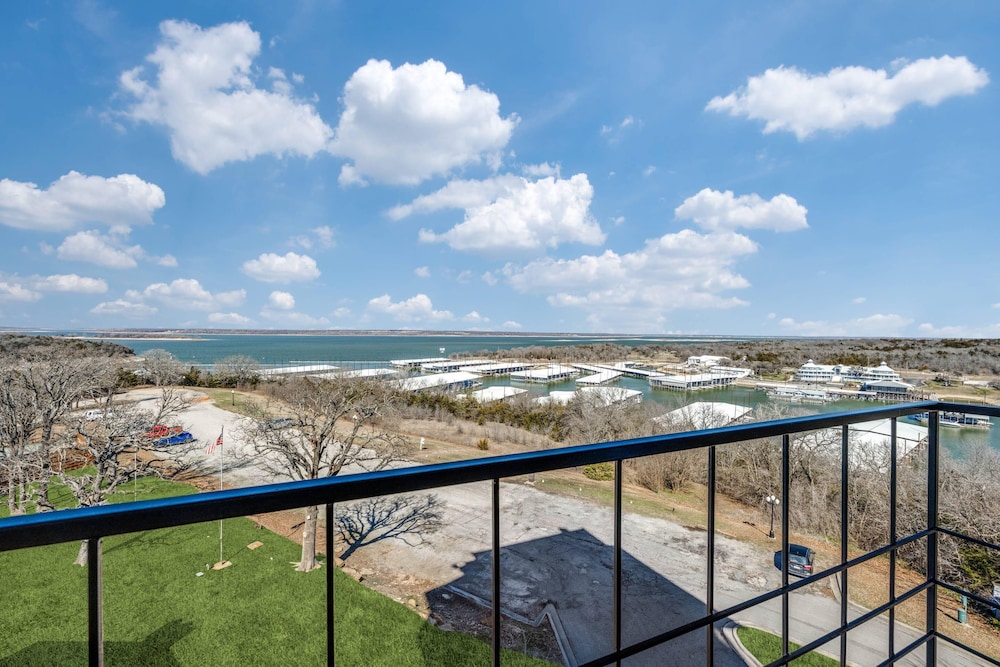 Tanglewood Resort on Lake Texoma, Ascend Hotel Collection 48/50