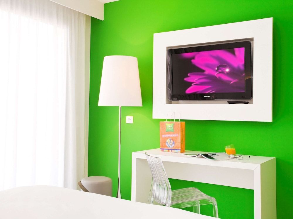 Ibis Styles Menton Centre 40/50
