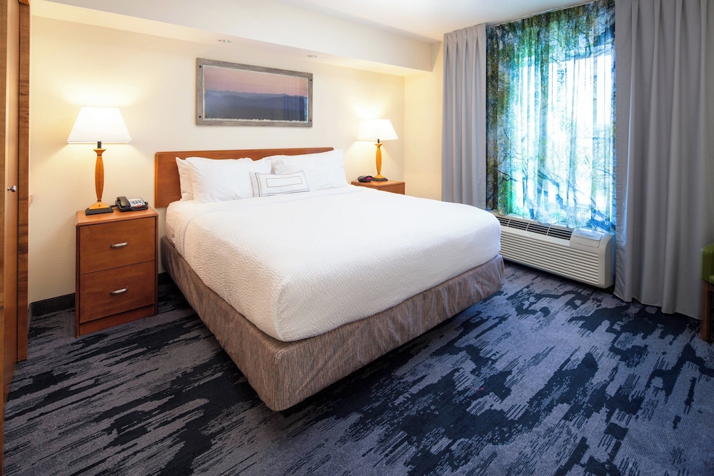 Fairfield Inn & Suites South Boston 14/68