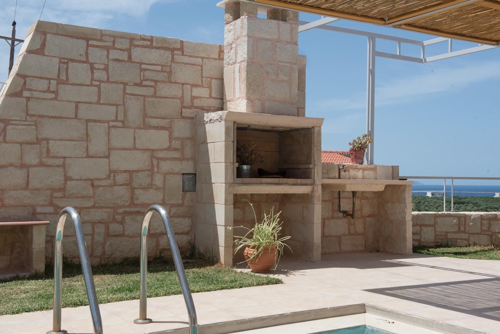 Pantanassa Villas 50/50