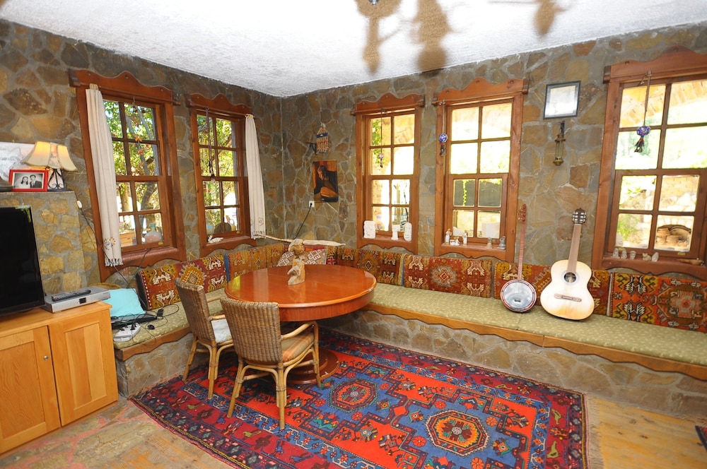 Koyevi Olympos Countryhouse 28/50