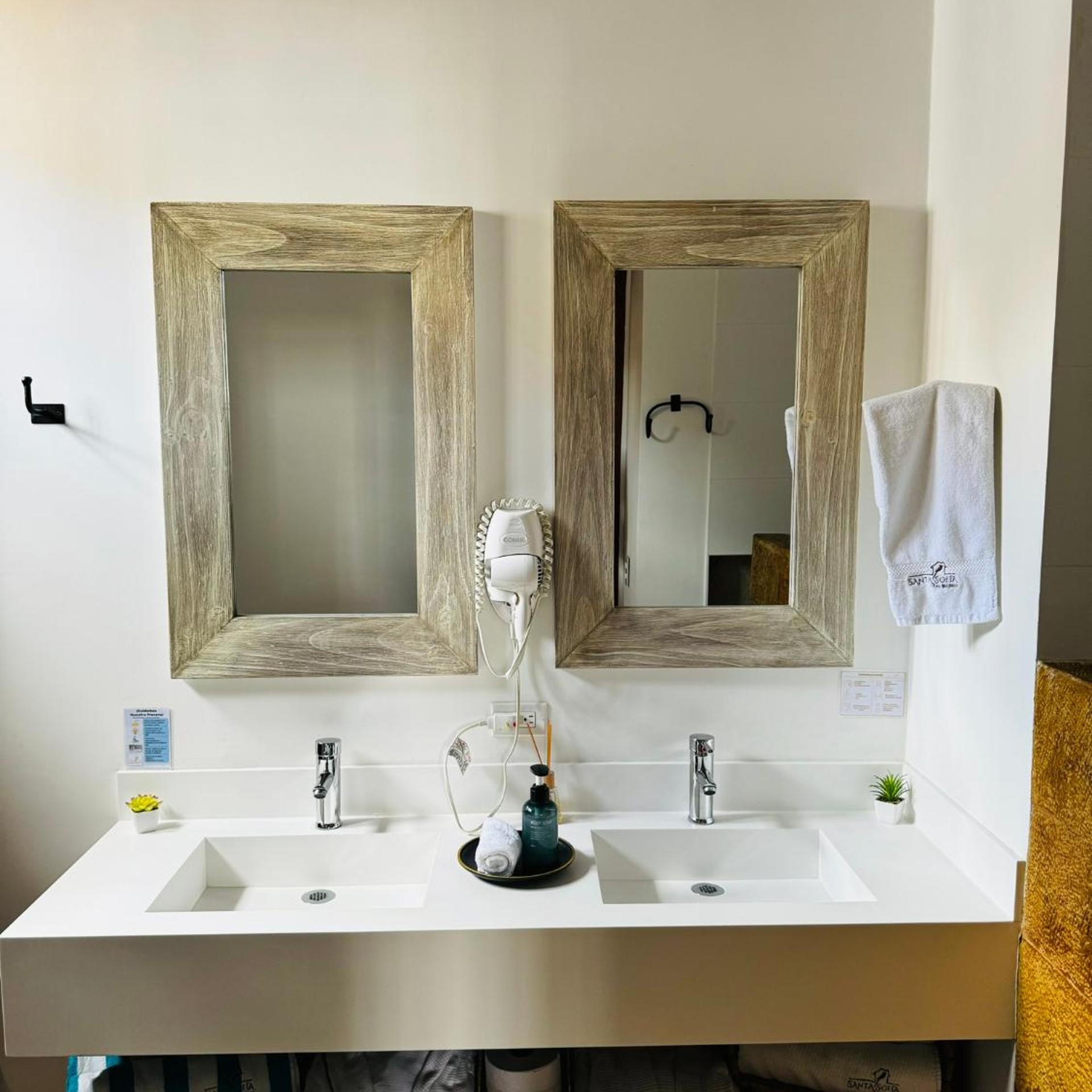 Santa Sofia Casa Boutique 49/50