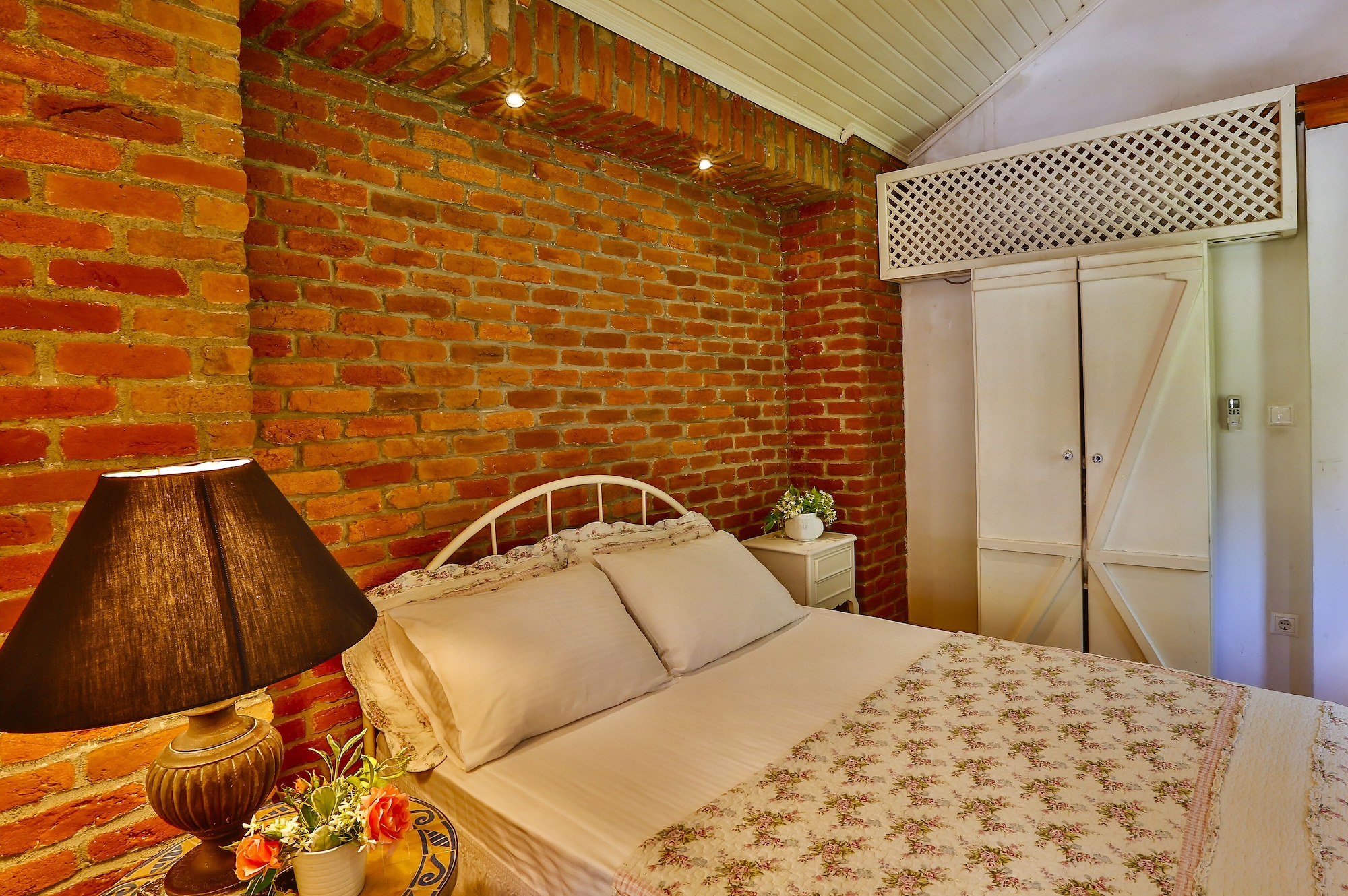 Riversong, Suite, Queen Bed