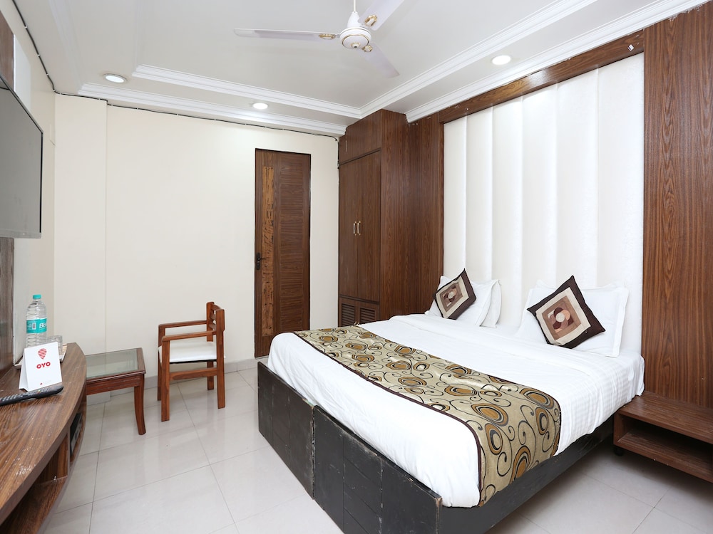Hotel Atithi 8/24