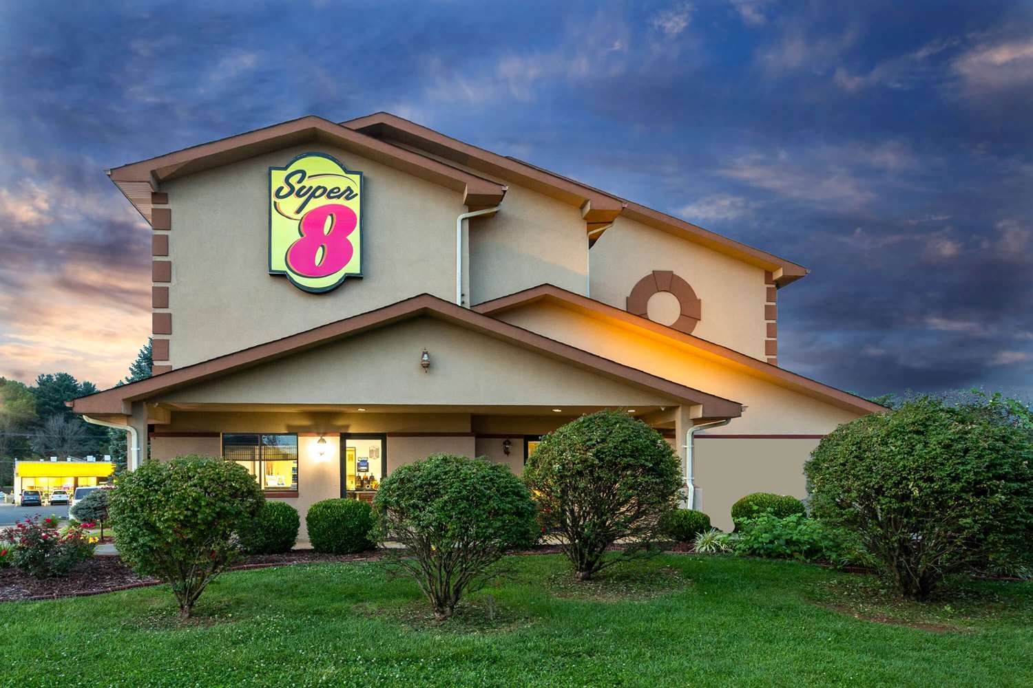 Super 8 By Wyndham Abingdon Va 1/21