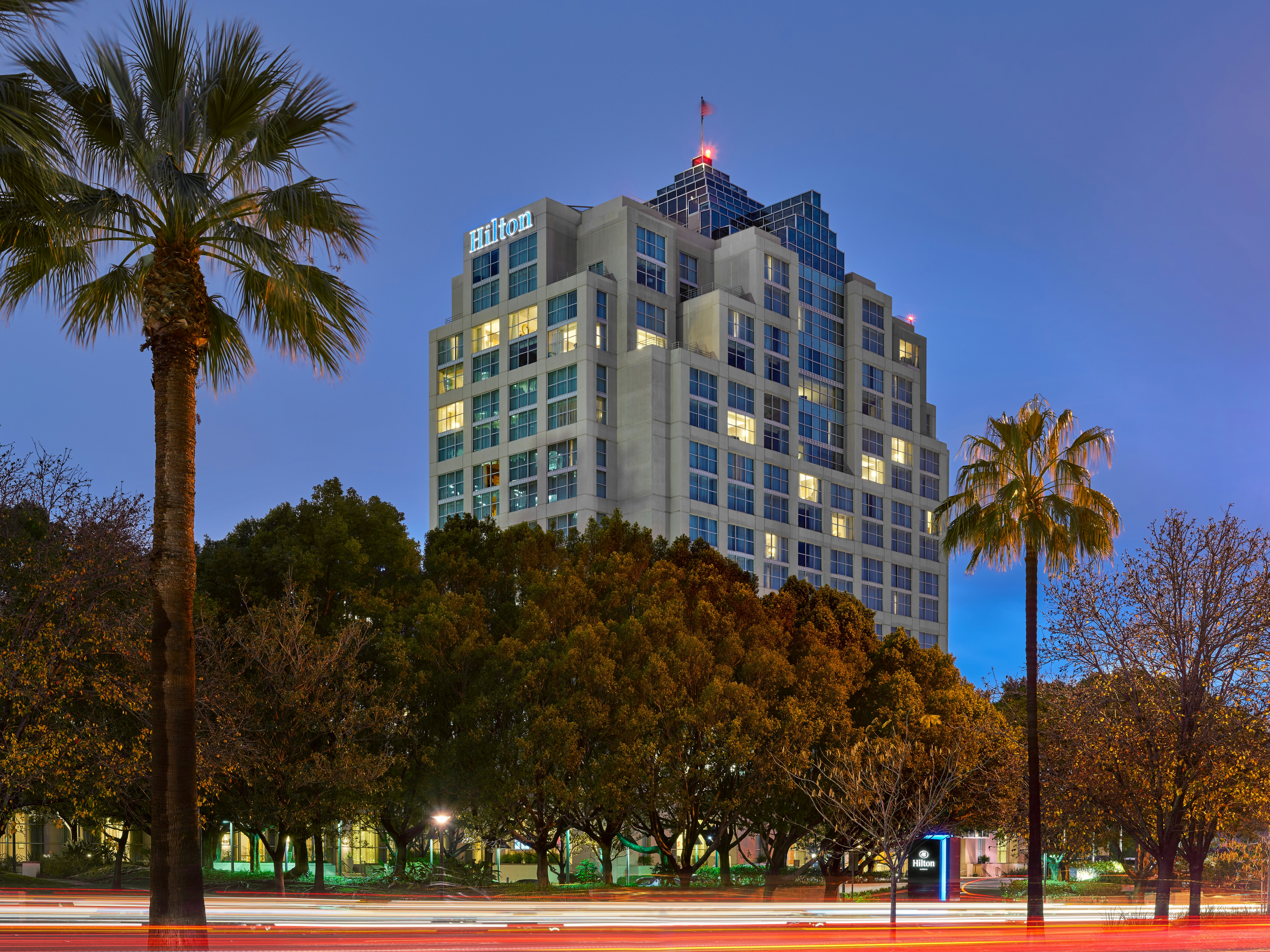 Hilton Los Angeles North/Glendale & Executive Meeting Center in GLENDALE - CA