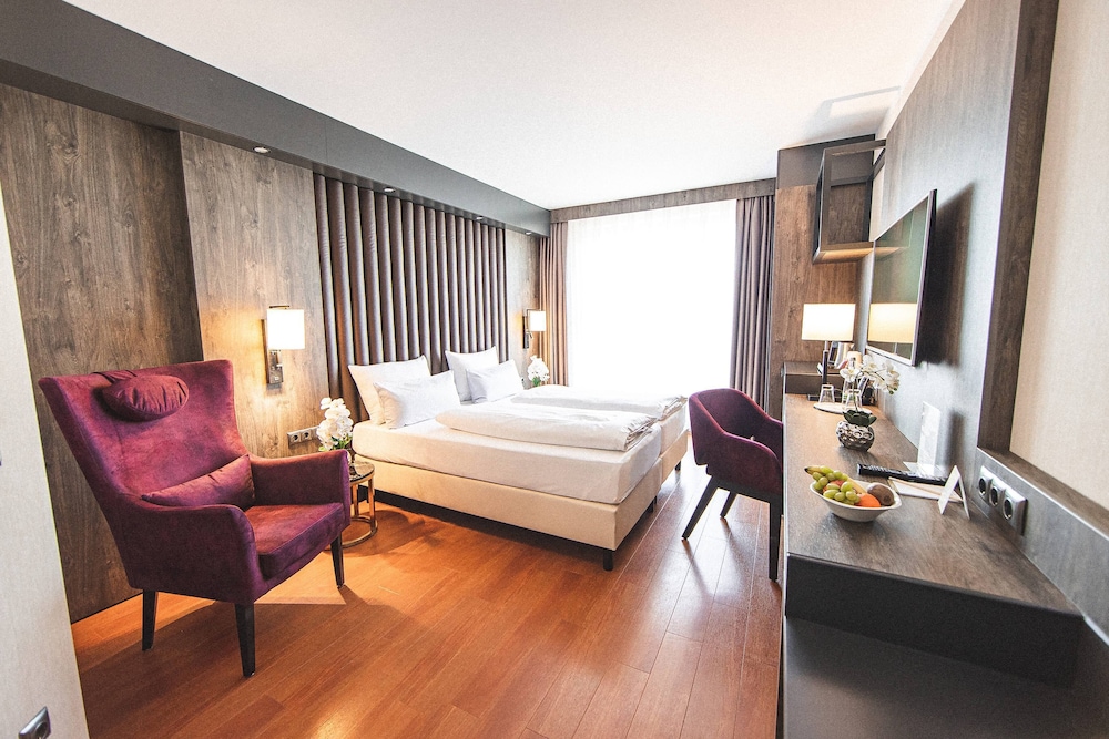 Plaza Premium Karlsruhe 10/35