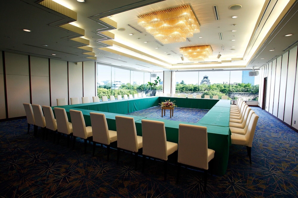Kkr Hotel Osaka 50/60