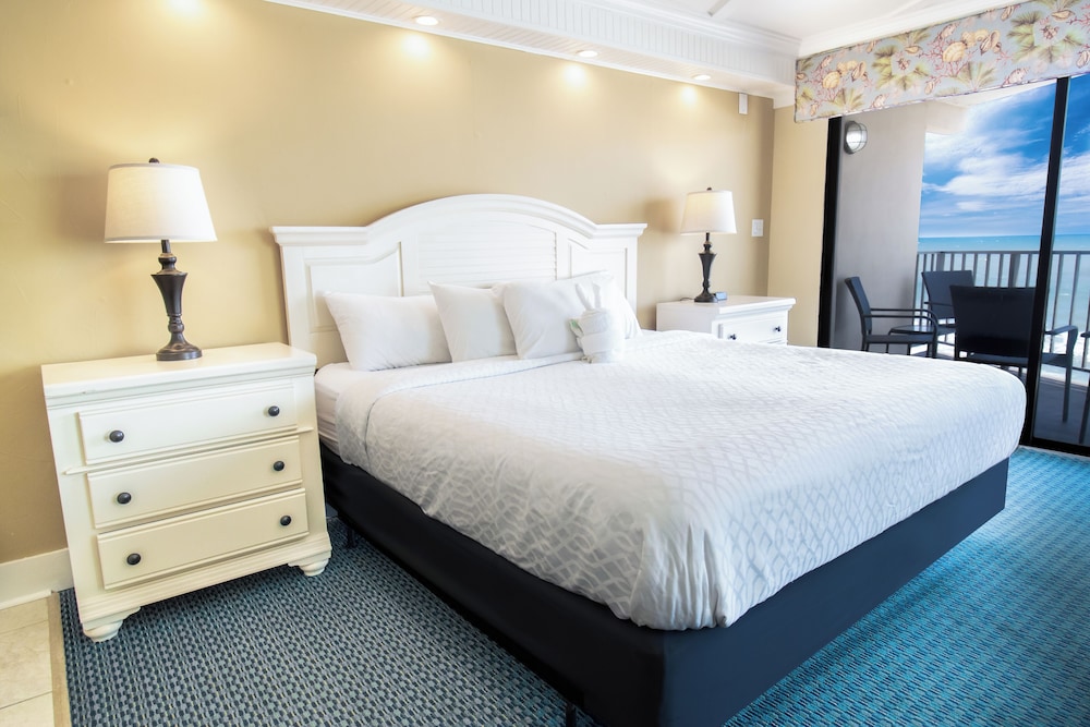 Tower, Deluxe, King Bed, Ocean Front