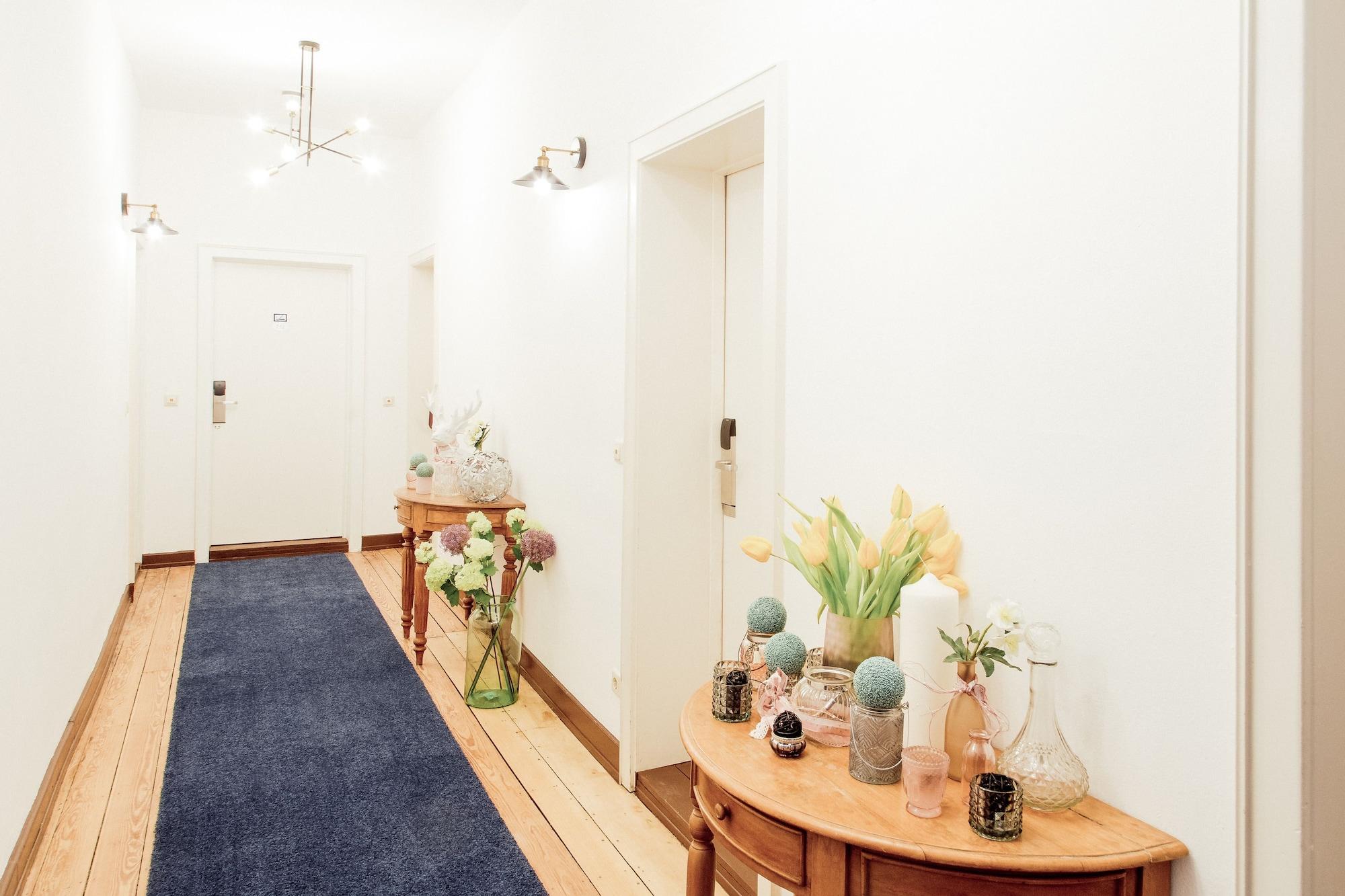 Denner Hotel 3/100